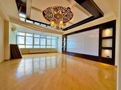 Продаётся 3-комн. новостройка 136 м², м. Кара Караев, photo 1 from 8