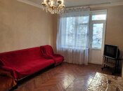 Satılır 3 otaqlı köhnə tikili 74 m², Nəsimi r., photo 2 from 8