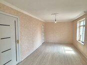 Satılır 2 otaqlı köhnə tikili 38 m², İnşaatçılar m., photo 1 from 8