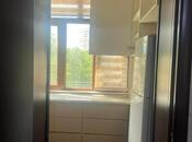 Продаётся 2-комн. вторичка 35 м², м. Нефтчиляр, photo 2 from 8