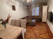 Продаётся 2-комн. вторичка 60 м², м. Нефтчиляр, photo 2 from 8