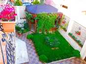 7 otaqlı həyət evi/bağ evi - Bakıxanov q. - 672 m²