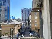 Satılır 1 otaqlı köhnə tikili 31 m², Elmlər Akademiyası m., photo 3 from 8