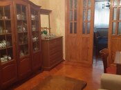 Продаётся 3-комн. вторичка 62 м², м. Ичеришехер, photo 1 from 8