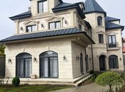 Satılır 8 otaqlı həyət evi/bağ evi 450 m², Badamdar q., photo 1 from 8