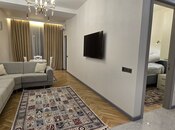 Сдаётся 2-комн. новостройка 80 м², м. Низами, photo 5 from 8