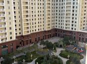 Продаётся 2-комн. новостройка 68 м², м. Элмляр Академиясы, photo 1 from 8
