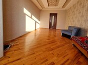 Продаётся 3-комн. вторичка 76 м², м. Кара Караев, photo 3 from 8