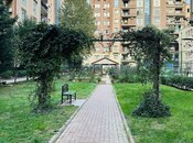 Elan №5711778 - Bakı, Gənclik m., 3 otaqlı, 165 m², 1/12 mərtəbə