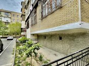 Satılır 3 otaqlı köhnə tikili 110 m², Qara Qarayev m., photo 1 from 8