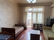 Продаётся 2-комн. вторичка 60 м², м. Элмляр Академиясы, photo 3 from 8