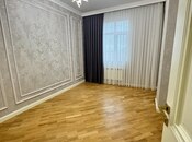 Satılır 2 otaqlı yeni tikili 74 m², 8-ci mikrorayon q., photo 1 from 8
