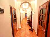 Satılır 6 otaqlı köhnə tikili 200.5 m², İçəri Şəhər m., photo 5 from 8