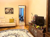 Satılır 2 otaqlı köhnə tikili 70 m², Nizami m., photo 5 from 8