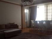 4 otaqlı yeni tikili - 28 May m. - 230 m²