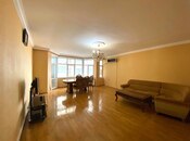 Elan №5746275 - Bakı, 8 Noyabr m., 3 otaqlı, 148 m², 7/20 mərtəbə