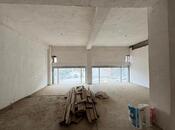 Obyekt - Ağ şəhər q. - 380 m²