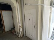 Продаётся 2-комн. вторичка 42 м², м. Сахил, photo 4 from 8