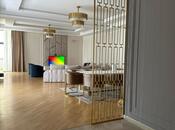 Elan №5761205 - Bakı, Badamdar q., 7 otaqlı, 1200 m²