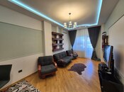 3-комн. новостройка - м. Элмляр Академиясы - 156 м²