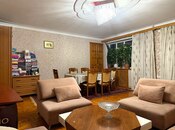Satılır 4 otaqlı köhnə tikili 80 m², Qara Qarayev m., photo 4 from 8