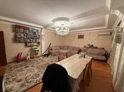 Satılır 5 otaqlı köhnə tikili 125 m², Xalqlar Dostluğu m., photo 2 from 8