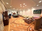 8 otaqlı həyət evi/bağ evi - Qaraçuxur q. - 750 m²