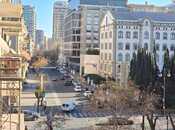 Продаётся 4-комн. вторичка 140 м², м. 28 мая, photo 6 from 8