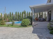 7 otaqlı həyət evi/bağ evi - Şüvəlan q. - 350 m²