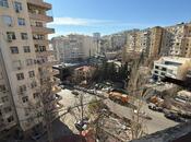 Satılır 4 otaqlı köhnə tikili 100 m², İnşaatçılar m., photo 2 from 8