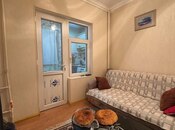 Satılır 2 otaqlı köhnə tikili 40 m², İnşaatçılar m., photo 2 from 7
