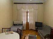 Satılır 2 otaqlı köhnə tikili 65 m², Elmlər Akademiyası m., photo 4 from 8