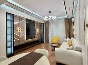 3-комн. новостройка - м. 28 мая - 137 м²