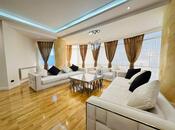 Elan №5692160 - Bakı, 28 May m., 4 otaqlı, 200 m², 13/18 mərtəbə