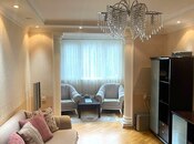 Satılır 3 otaqlı köhnə tikili 90 m², Yasamal r., photo 1 from 8