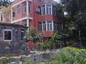 8 otaqlı həyət evi/bağ evi - Novxanı q. - 890 m²