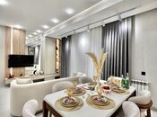 Продаётся 2-комн. новостройка 78 м², м. Кара Караев, photo 1 from 8