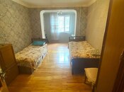 Satılır 3 otaqlı köhnə tikili 90 m², Qara Qarayev m., photo 6 from 8
