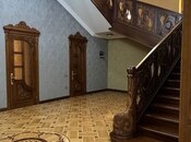 8 otaqlı həyət evi/bağ evi - Gənclik m. - 700 m²