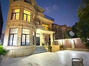Satılır 9 otaqlı həyət evi/bağ evi 650 m², Səbail r., photo 2 from 8