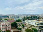 Продаётся 4-комн. вторичка 84 м², м. Элмляр Академиясы, photo 1 from 8