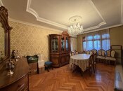 Satılır 4 otaqlı köhnə tikili 100 m², Bakıxanov q., photo 1 from 8
