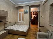 Satılır 2 otaqlı köhnə tikili 45 m², Sahil m., photo 4 from 8