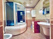 Satılır 4 otaqlı köhnə tikili 110 m², Qara Qarayev m., photo 6 from 8