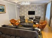 10 otaqlı həyət evi/bağ evi - Novxanı q. - 280 m²