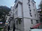 Продаётся 3-комн. вторичка 80 м², м. Иншаатчылар, photo 1 from 8