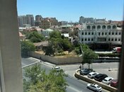 3 otaqlı köhnə tikili - 8 Noyabr m. - 90 m²