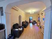 2 otaqlı köhnə tikili - 7-ci mikrorayon q. - 61 m²