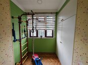 Satılır 4 otaqlı köhnə tikili 110 m², İnşaatçılar m., photo 8 from 8