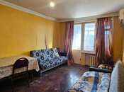 Satılır 2 otaqlı köhnə tikili 58 m², Nərimanov r., photo 1 from 8